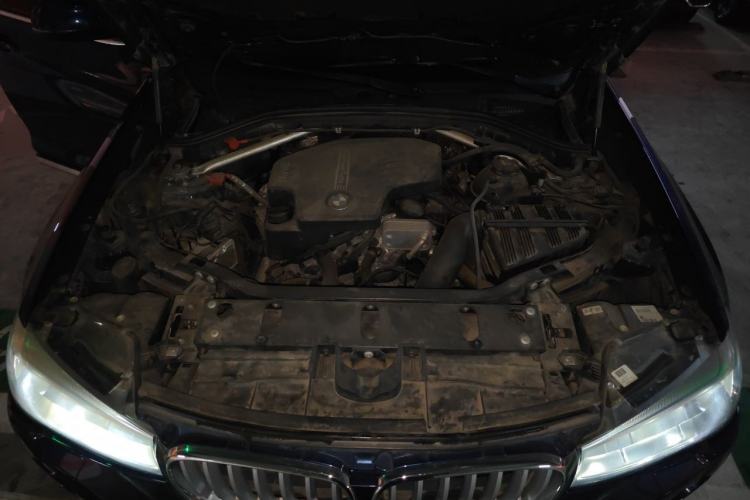 Used BMW X4 2014 xDrive20i X Design Package Engine Bay