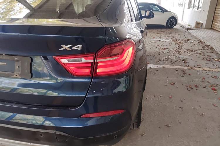 Used BMW X4 2014 xDrive20i X Design Package Exterior 3
