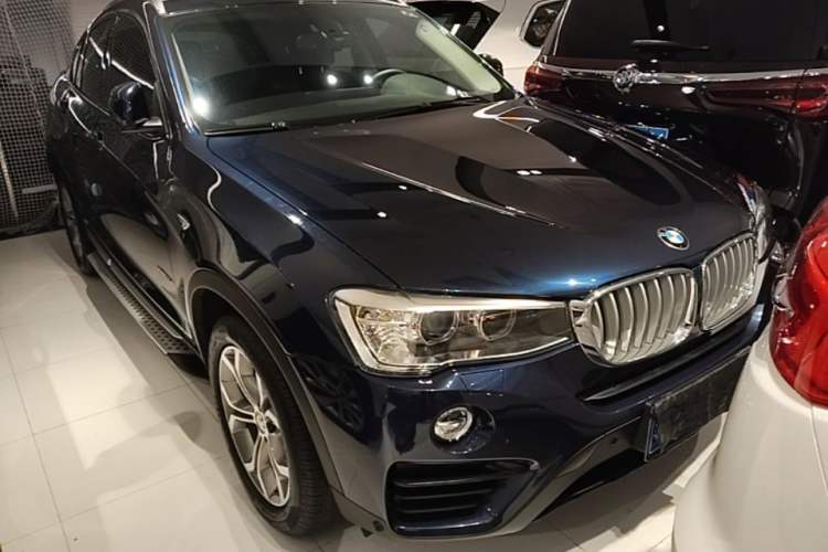 Used BMW X4 2014 xDrive20i X Design Package Front Right 45 Deg