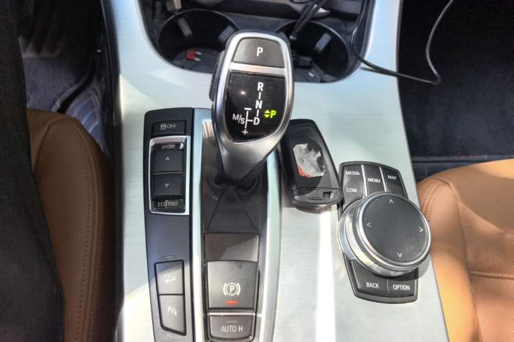Used BMW X4 2014 xDrive28i Leading Model Gear Lever