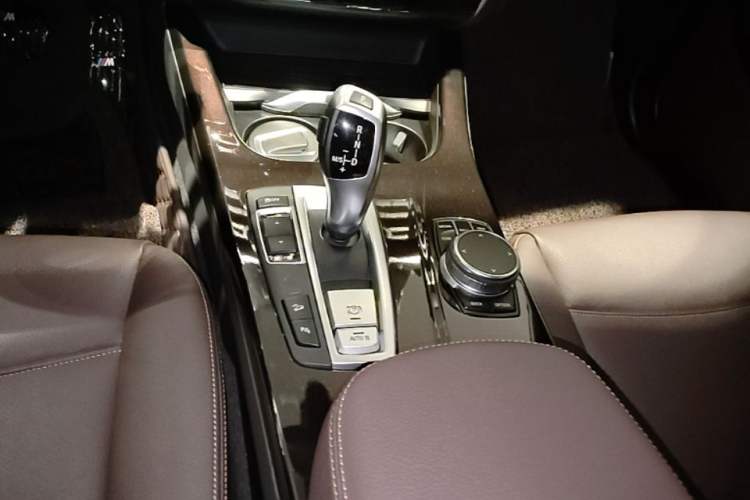 Used BMW X4 2014 xDrive20i X Design Package Gear Lever