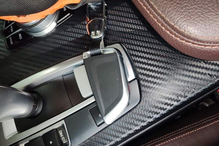 Used BMW X4 2014 xDrive20i X Design Package Interior 1