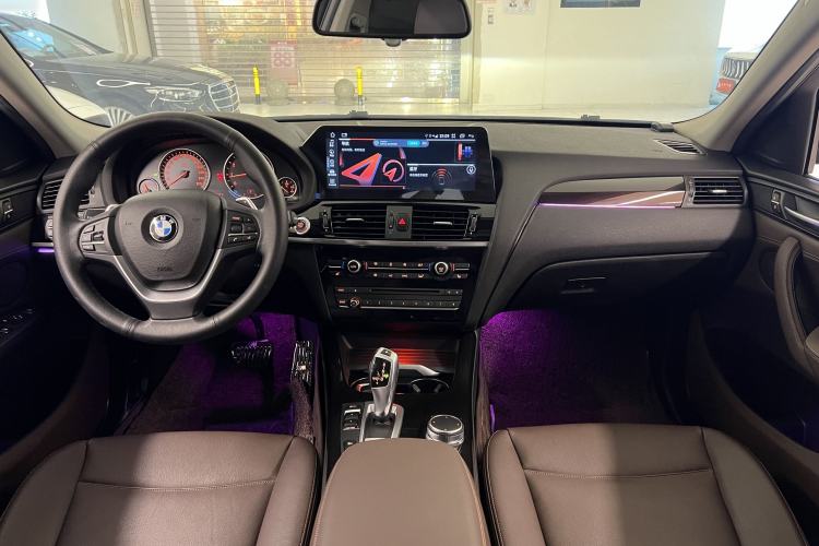Used BMW X4 2014 xDrive20i X Design Package Interior 3