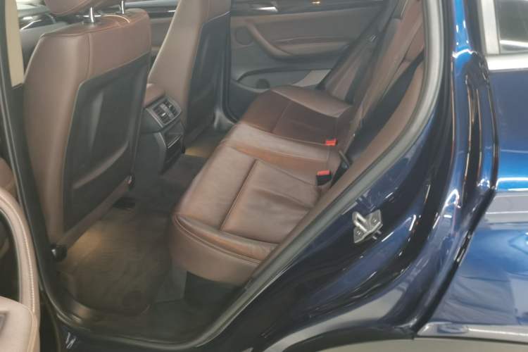 Used BMW X4 2014 xDrive20i X Design Package Left Rear Seat