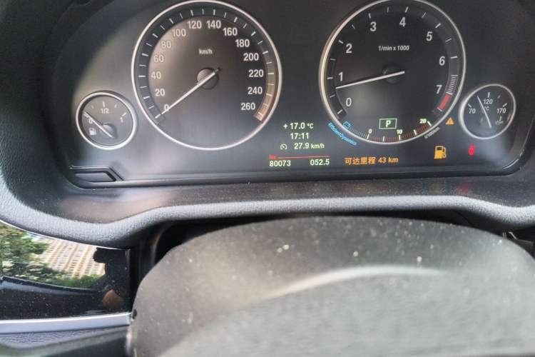 Used BMW X4 2014 xDrive28i M Sport Edition Odometer Close Up