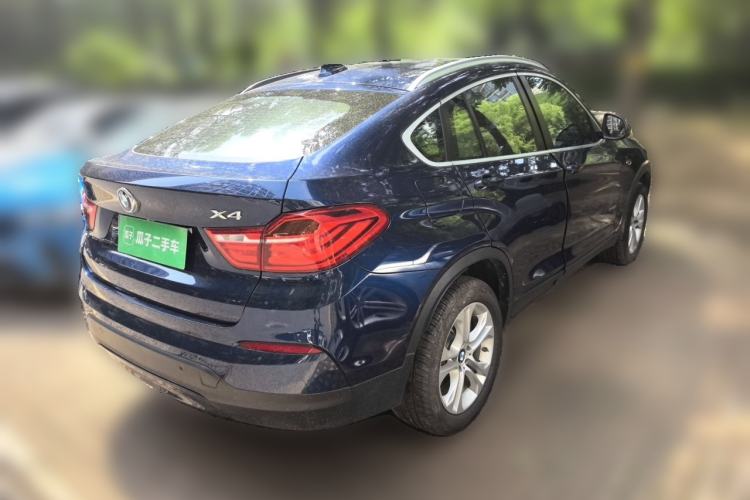 Used BMW X4 2014 xDrive28i Leading Model Rear Right 45 Deg