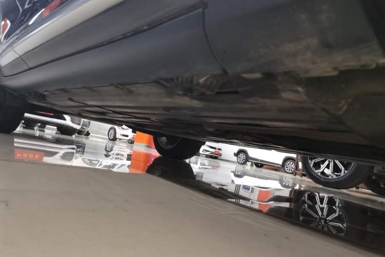 Used BMW X4 2014 xDrive20i X Design Package Right Side Sill