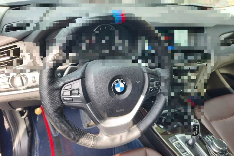 Used BMW X4 2014 xDrive20i X Design Package Steering Wheel