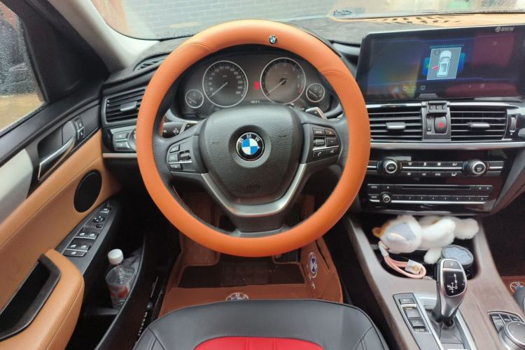 Used BMW X4 2014 xDrive28i Leading Model Steering Wheel