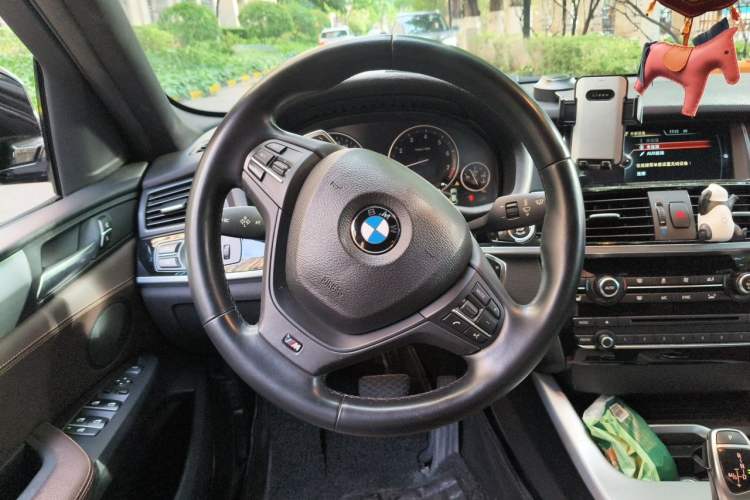 Used BMW X4 2014 xDrive28i M Sport Edition Steering Wheel