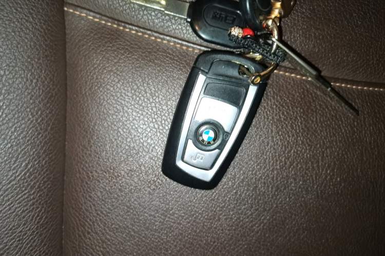 Used BMW X4 2014 xDrive20i X Design Package Vehicle Key