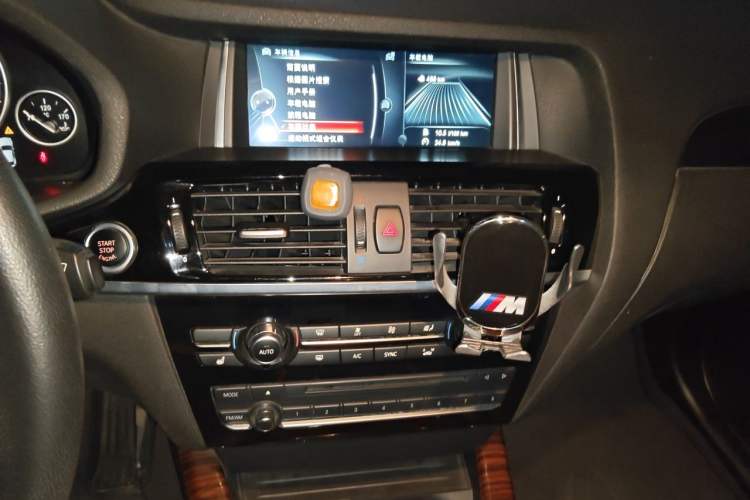 Used BMW X4 2014 xDrive20i X Design Package Audio And AC Panel