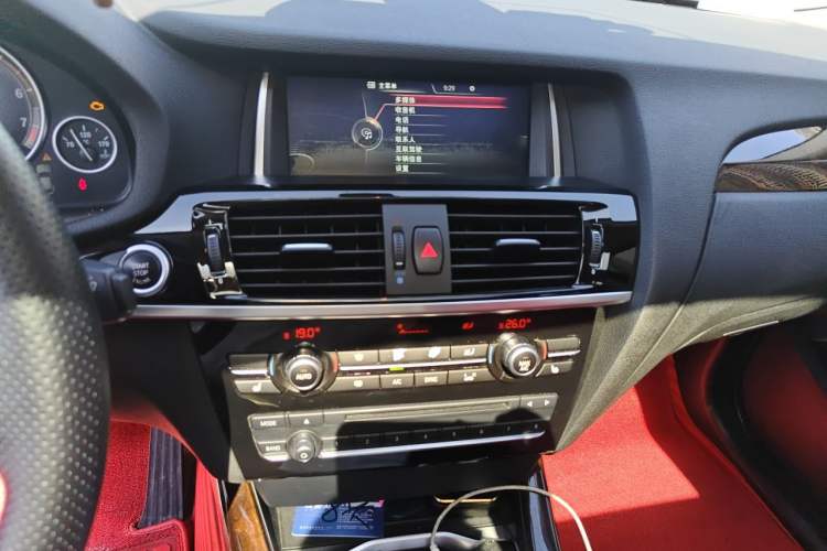 Used BMW X4 2014 xDrive20i X Design Package Audio And AC Panel