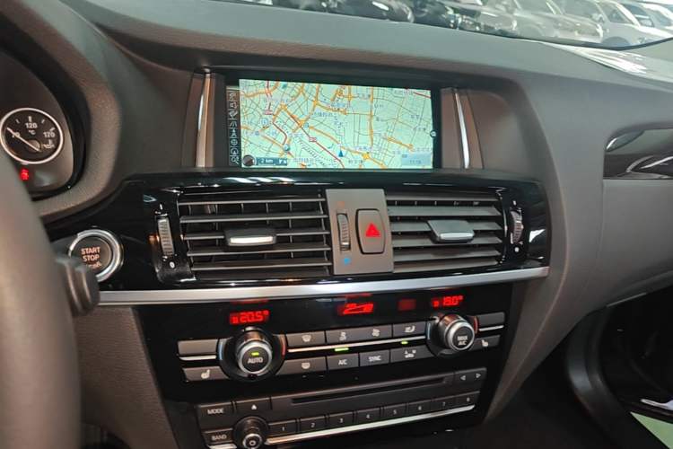 Used BMW X4 2014 xDrive20i X Design Package Audio And AC Panel