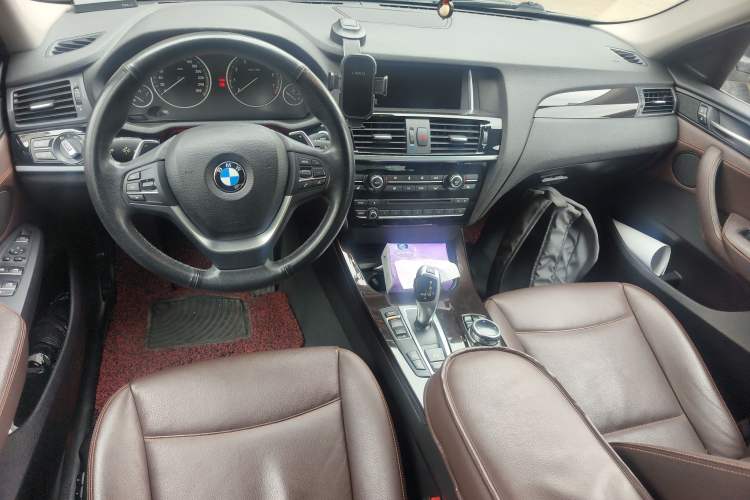 Used BMW X4 2014 xDrive20i X Design Package Center Console