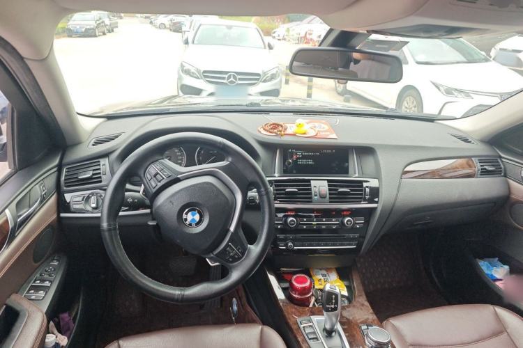 Used BMW X4 2014 xDrive20i X Design Package Center Console
