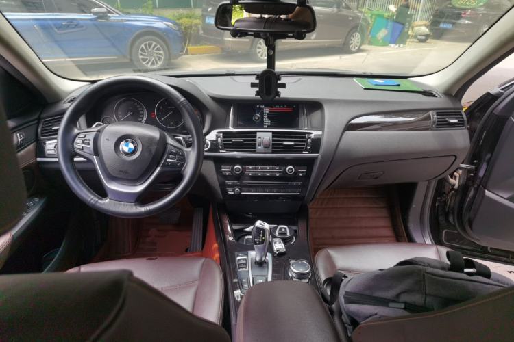 Used BMW X4 2014 xDrive20i X Design Package Center Console
