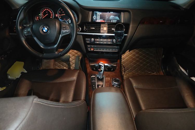 Used BMW X4 2014 xDrive20i X Design Package Center Console
