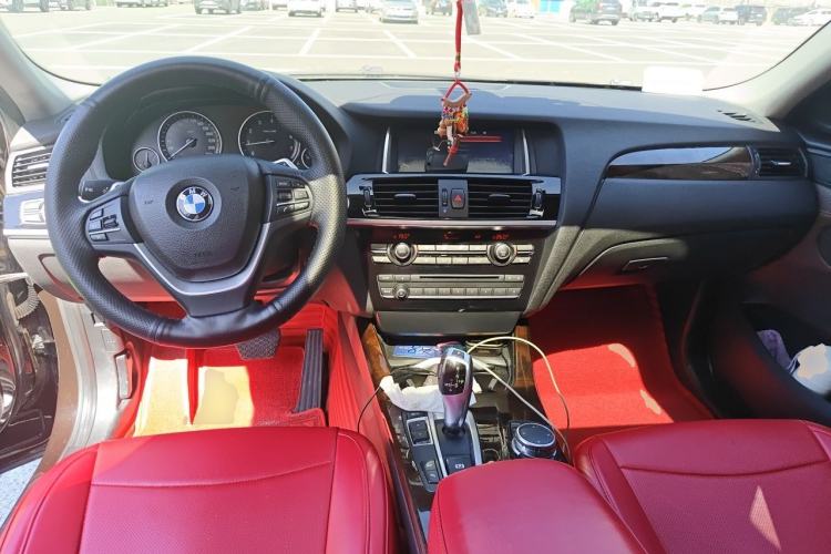 Used BMW X4 2014 xDrive20i X Design Package Center Console