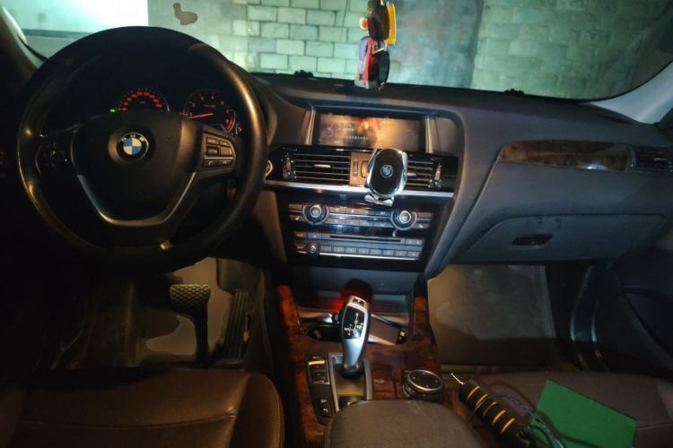 Used BMW X4 2014 xDrive20i X Design Package Center Console