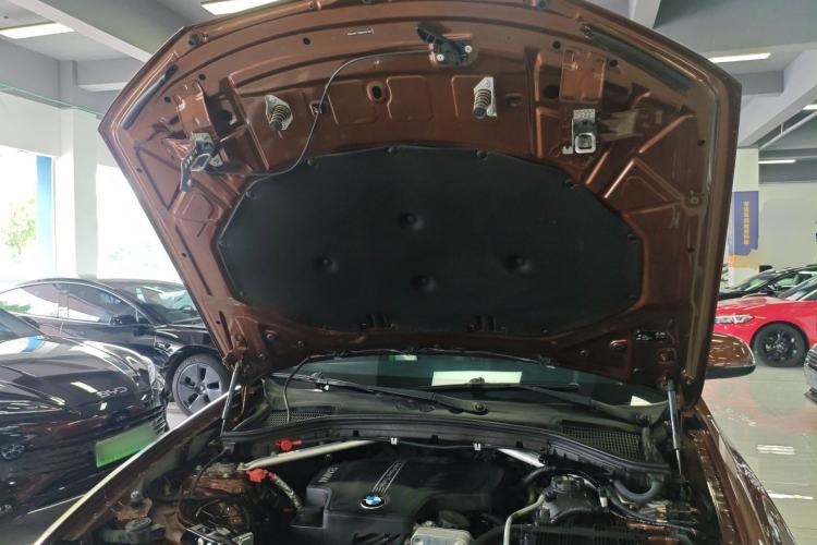 Used BMW X4 2014 xDrive20i X Design Package Engine Bay