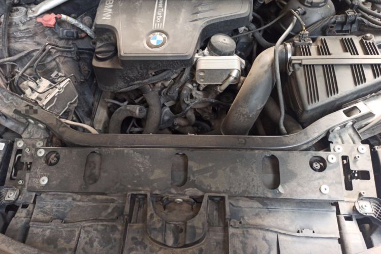 Used BMW X4 2014 xDrive20i X Design Package Engine Bay