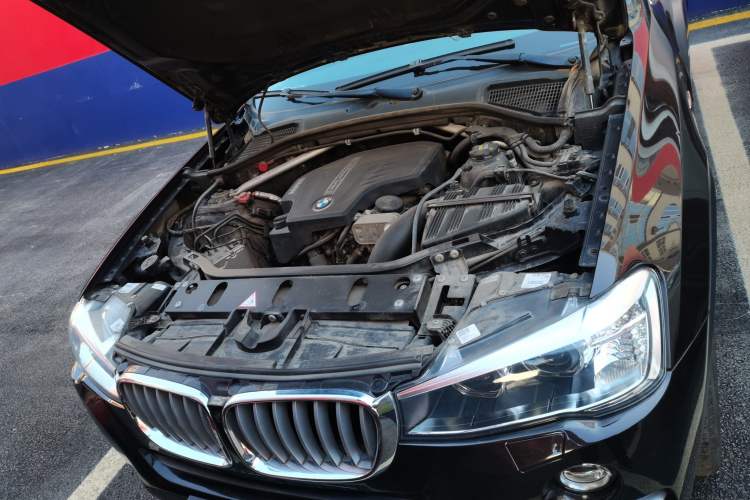 Used BMW X4 2014 xDrive20i X Design Package Engine Bay