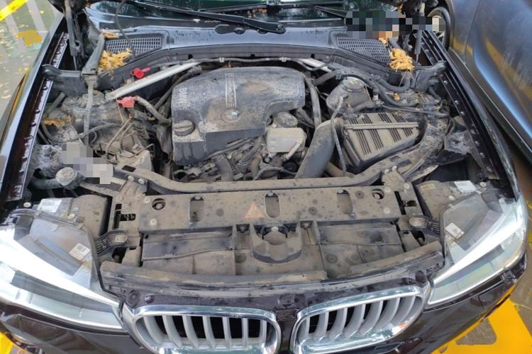 Used BMW X4 2014 xDrive20i X Design Package Engine Bay
