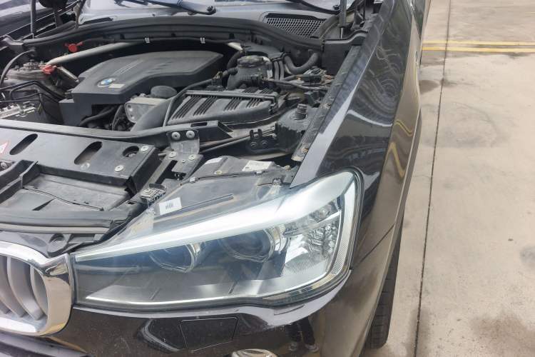 Used BMW X4 2014 xDrive20i X Design Package Engine Bay Left
