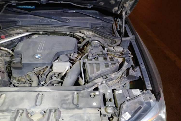 Used BMW X4 2014 xDrive20i X Design Package Engine Bay Left