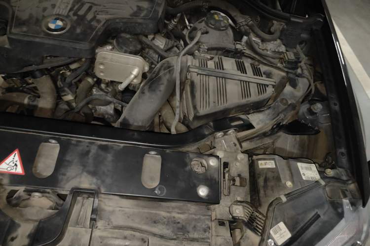 Used BMW X4 2014 xDrive20i X Design Package Engine Bay Left