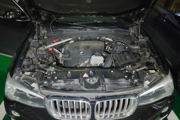 Used BMW X4 2014 xDrive20i X Design Package Engine Bay