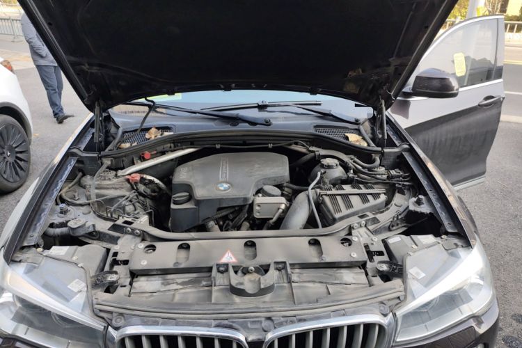 Used BMW X4 2014 xDrive20i X Design Package Engine Bay
