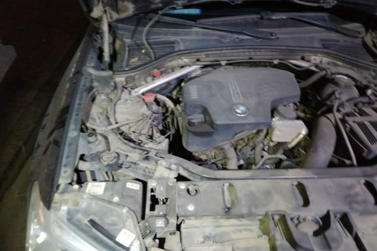 Used BMW X4 2014 xDrive20i X Design Package Engine Bay Right