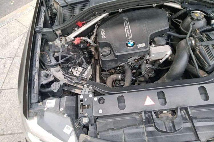 Used BMW X4 2014 xDrive20i X Design Package Engine Bay Right