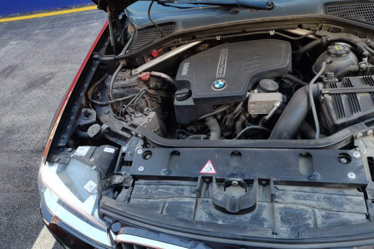 Used BMW X4 2014 xDrive20i X Design Package Engine Bay Right