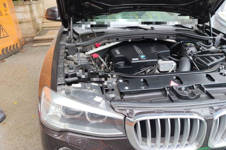 Used BMW X4 2014 xDrive20i X Design Package Engine Bay Right