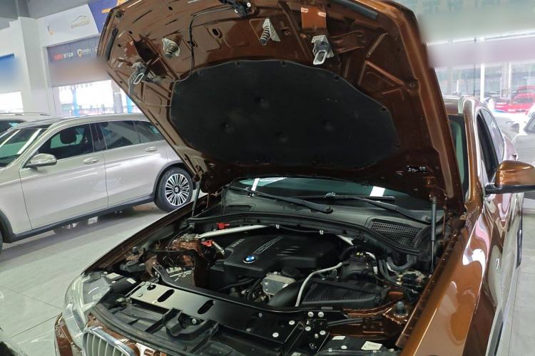 Used BMW X4 2014 xDrive20i X Design Package Engine Bay