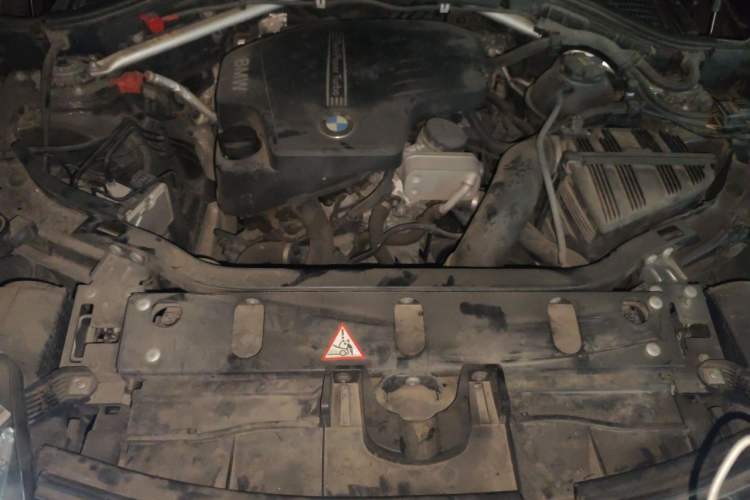 Used BMW X4 2014 xDrive20i X Design Package Engine Bay