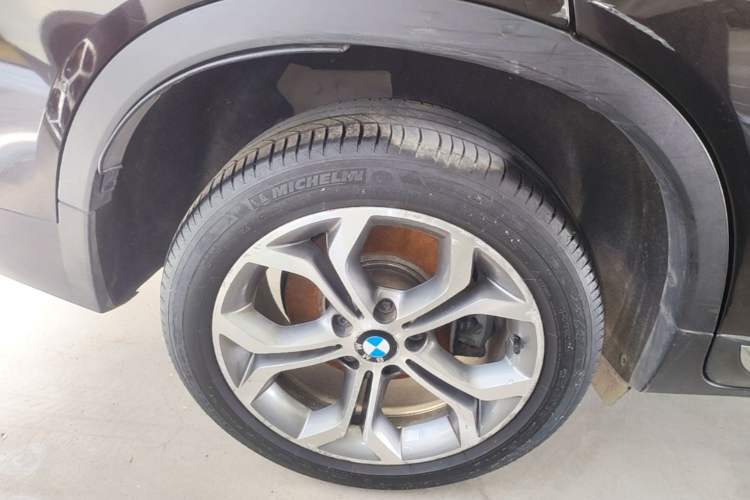 Used BMW X4 2014 xDrive20i X Design Package Exterior 5