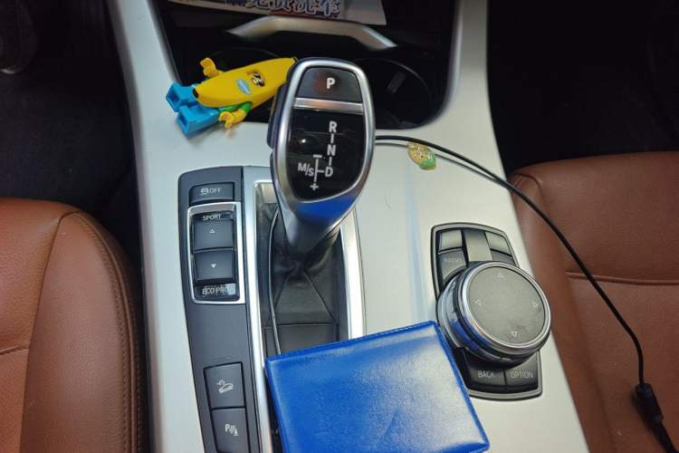 Used BMW X4 2014 xDrive28i Leading Model Gear Lever