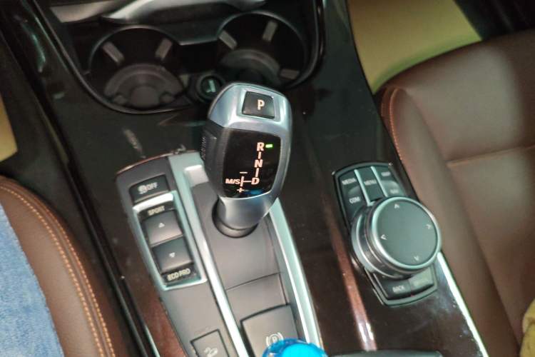 Used BMW X4 2014 xDrive20i X Design Package Gear Lever
