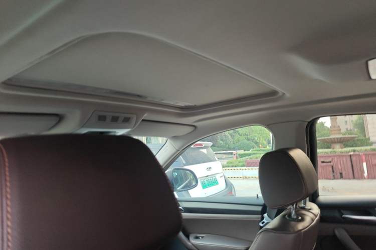 Used BMW X4 2014 xDrive20i X Design Package Headliner