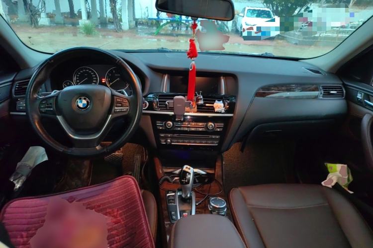 Used BMW X4 2014 xDrive20i X Design Package Interior 2