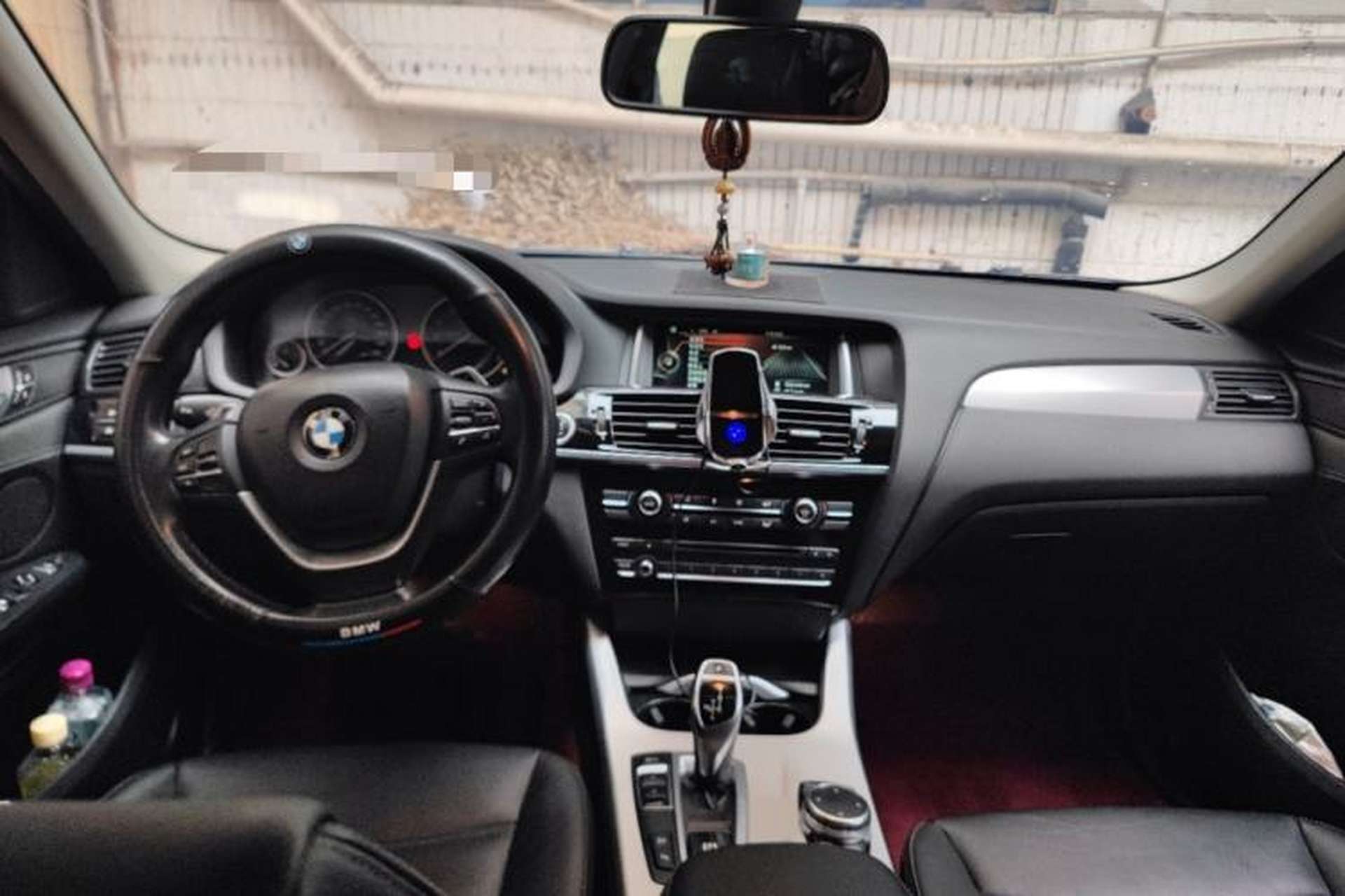 Used BMW X4 2014 xDrive28i Leading Model Interior 2