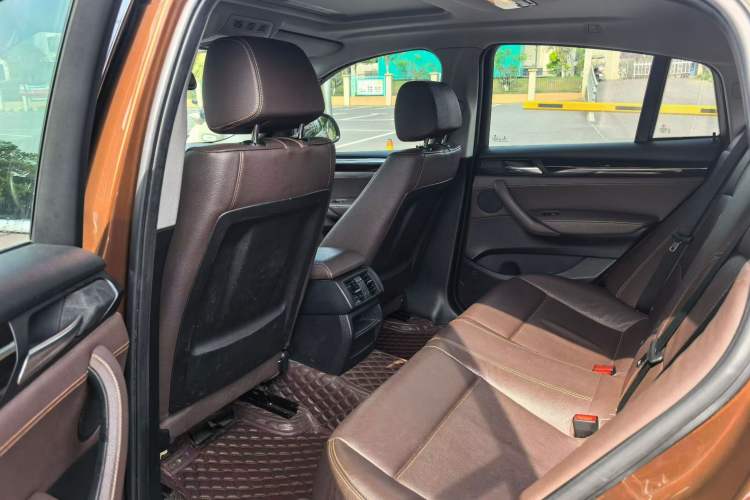 Used BMW X4 2014 xDrive20i X Design Package Interior 2