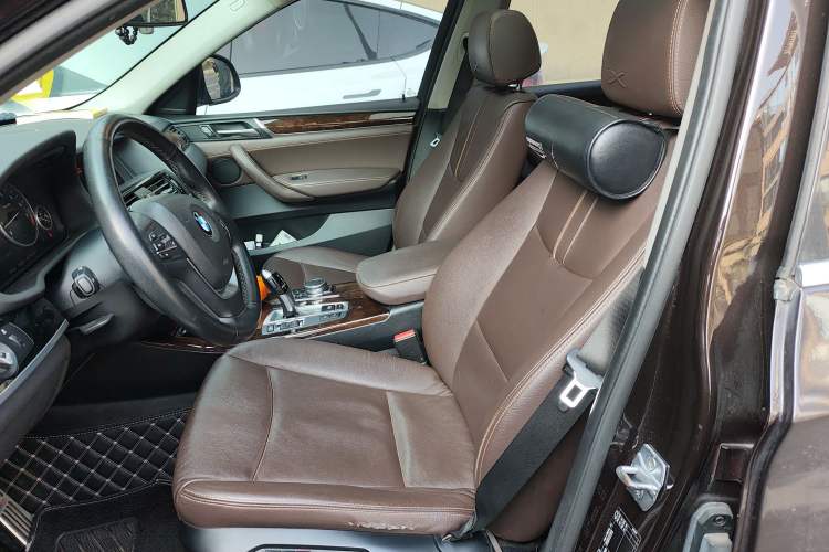 Used BMW X4 2014 xDrive20i X Design Package Left Front Seat