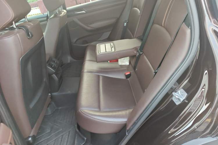 Used BMW X4 2014 xDrive20i X Design Package Left Rear Seat