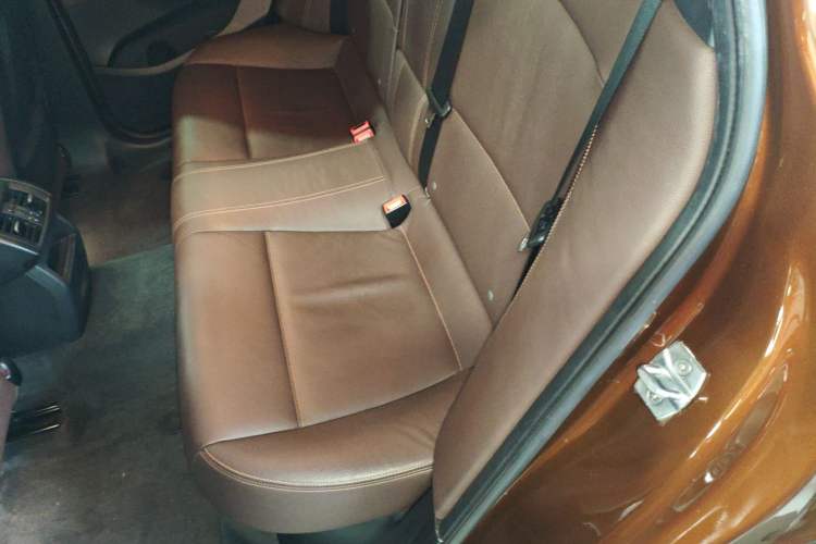 Used BMW X4 2014 xDrive20i X Design Package Left Rear Seat