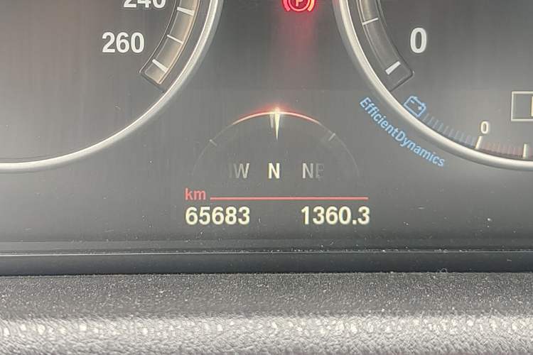 Used BMW X4 2014 xDrive20i X Design Package Odometer Close Up